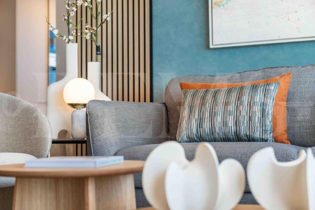 Seaview Coastal In By Rems
